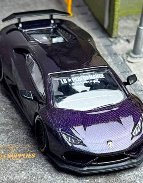 Load image into Gallery viewer, King Model Lamborghini Huracan LP610 LB 1.0 Purple Carbon Fiber 1:64-2
